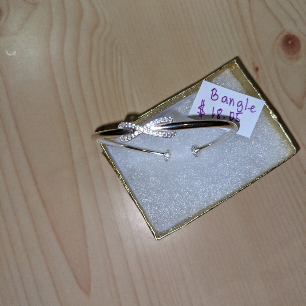 Silver bangles - Picture 3 of 3